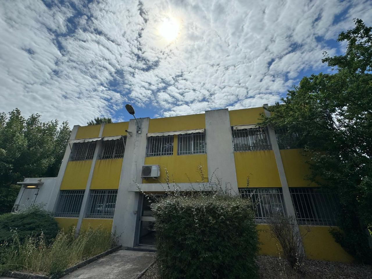 Bureau Aubagne 550m² Location bureau Aubagne Bouches-du-Rhône OLBUR2423455 0